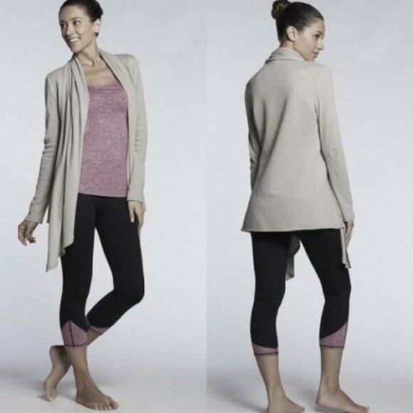 Fabletics Astoria Quilted Shrug Waterfall Cardigan - Picture 1 of 7